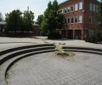 inlet en bottom of watersquare
