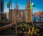 Groen blauw schoolplein 