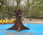 water elements of playground - credit byAntal zuurman